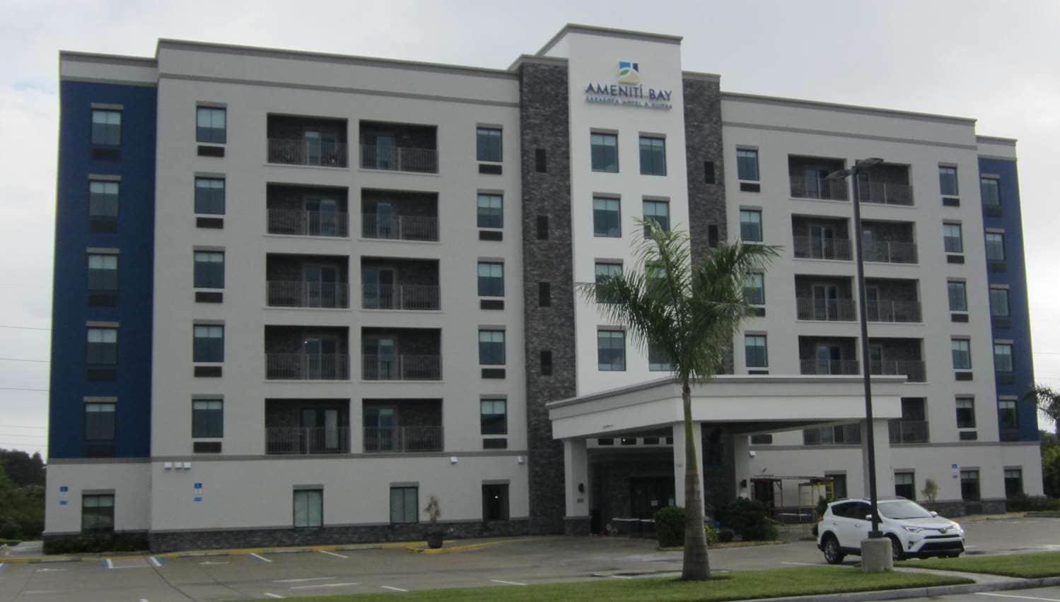 Ameniti Bay - Best Western Signature Collection Fruitville المظهر الخارجي الصورة