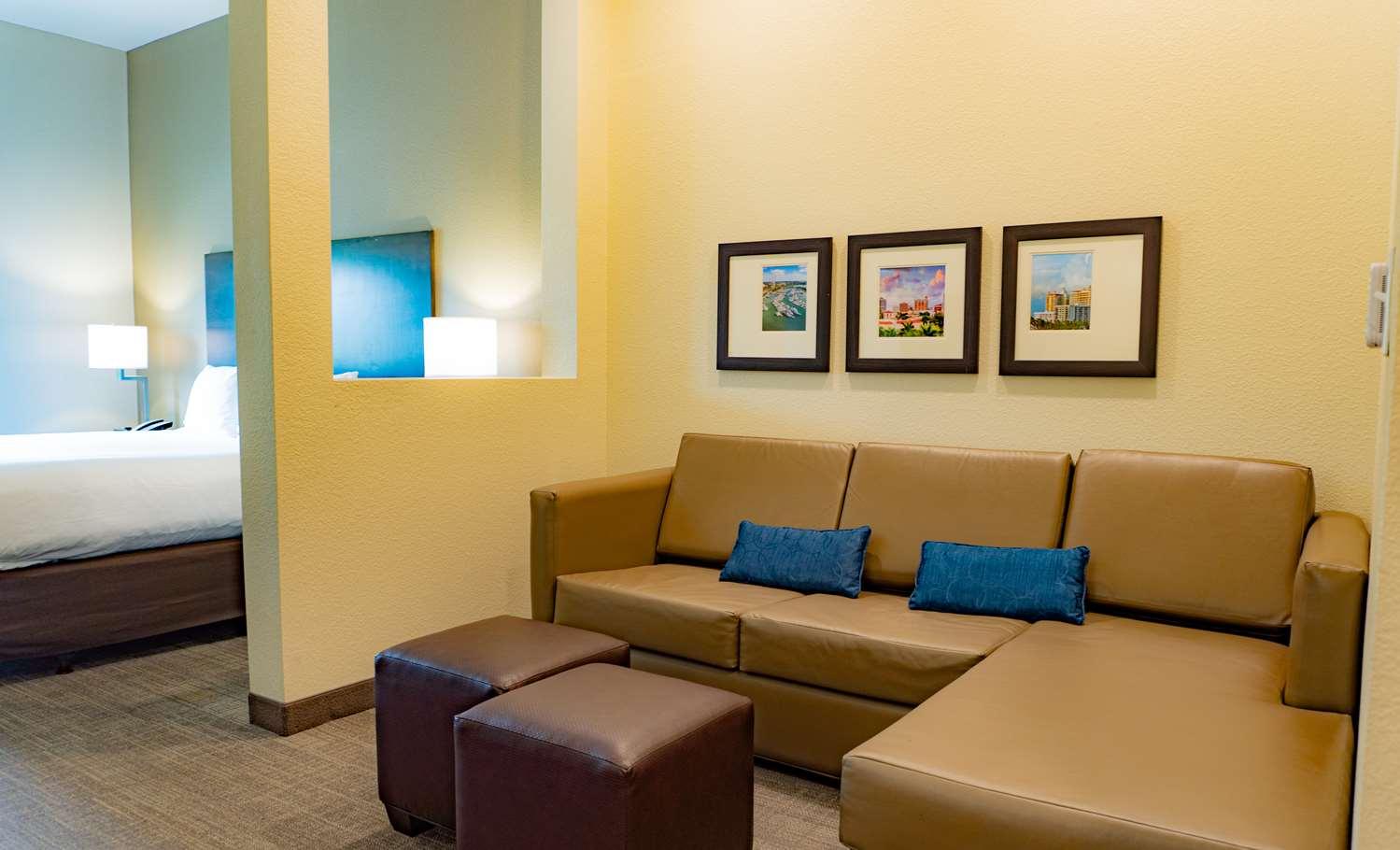 Ameniti Bay - Best Western Signature Collection Fruitville المظهر الخارجي الصورة