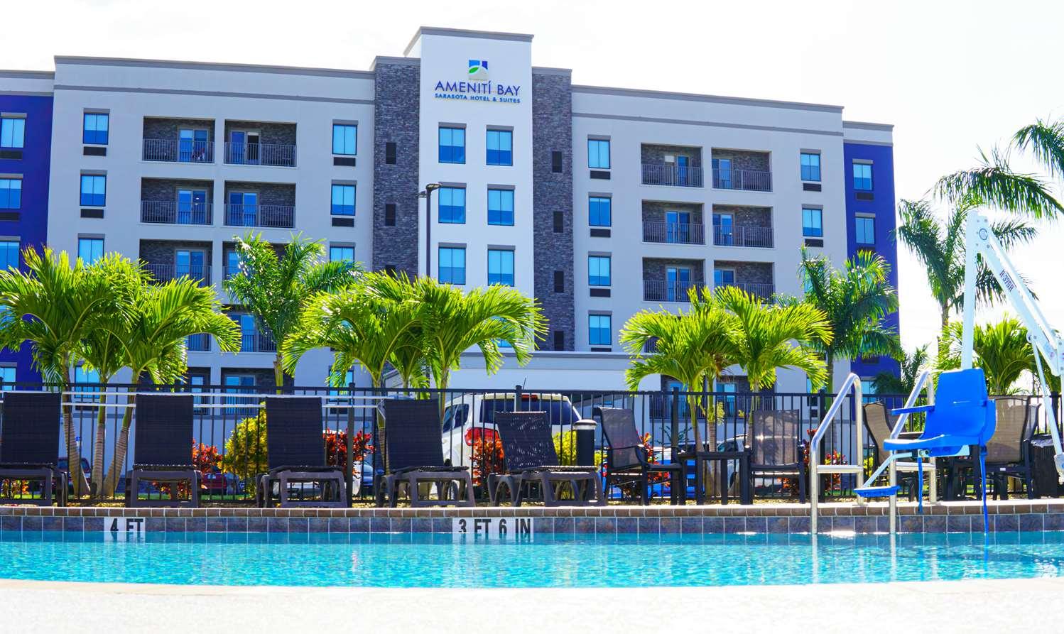 Ameniti Bay - Best Western Signature Collection Fruitville المظهر الخارجي الصورة